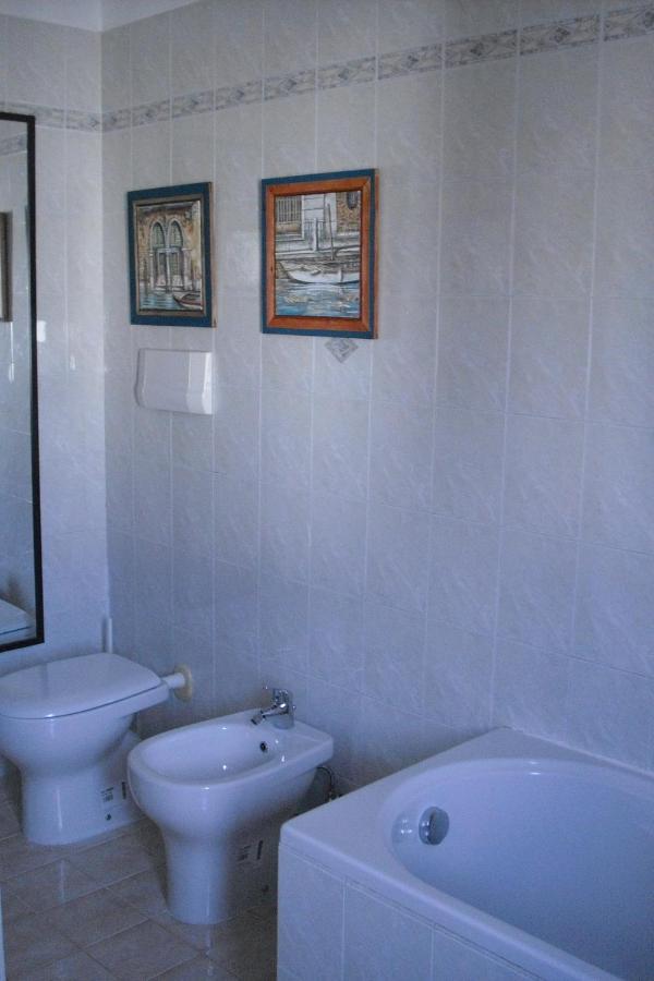 Ca' Delle Arti Bed & Breakfast โอเรียโก ดิ มิรา ภายนอก รูปภาพ